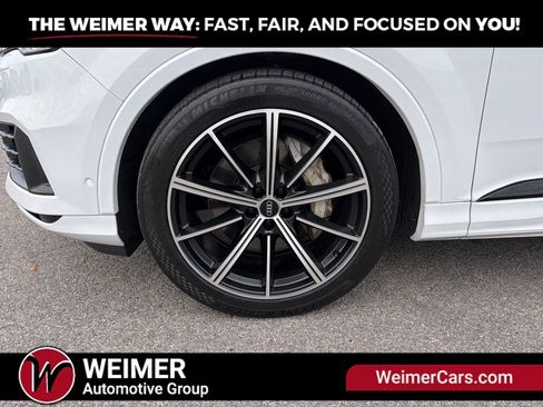 Used 2021 Audi Q7 3.0T Prestige w/ Prestige Package AWD/4WD image 11