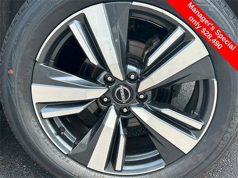 Certified 2023 Nissan Rogue Platinum image 26