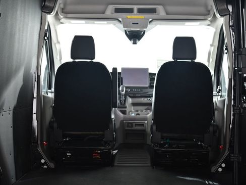 New 2026 Ford Transit 250 148 Medium Roof Extended AWD image 19
