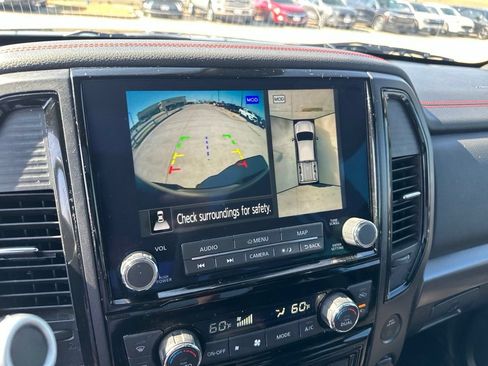 Used 2024 Nissan Titan PRO-4X w/ Pro-4x Convenience Package AWD/4WD image 27