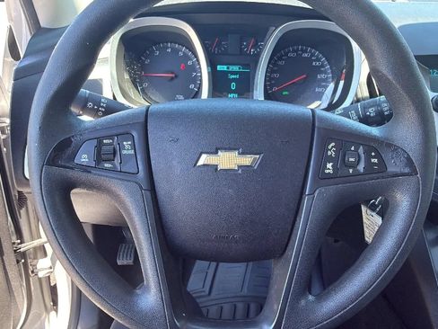 Used 2014 Chevrolet Equinox LS FWD image 17