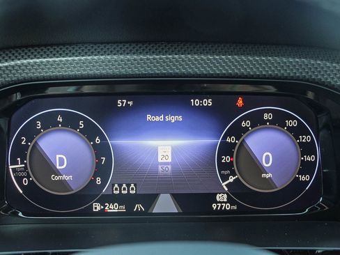 Used 2025 Volkswagen Atlas Cross Sport SEL R-Line AWD/4WD image 22