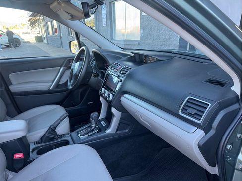 Used 2016 Subaru Forester 2.5i Touring image 20