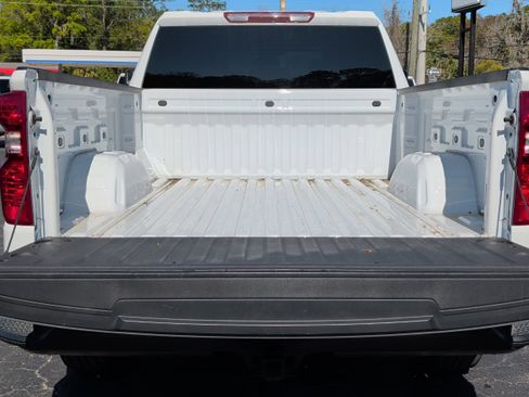 Used 2025 Chevrolet Silverado 1500 W/T w/ WT Value Package image 11