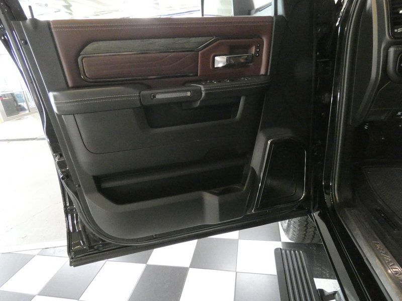 Used 2025 RAM 2500 Limited AWD/4WD image 28