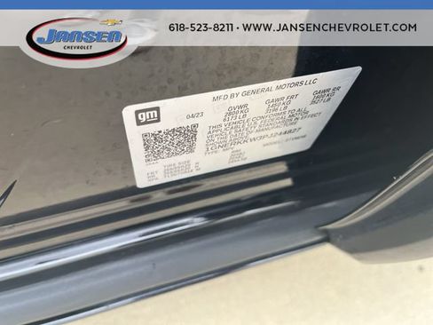 Used 2023 Chevrolet Traverse Premier FWD image 34