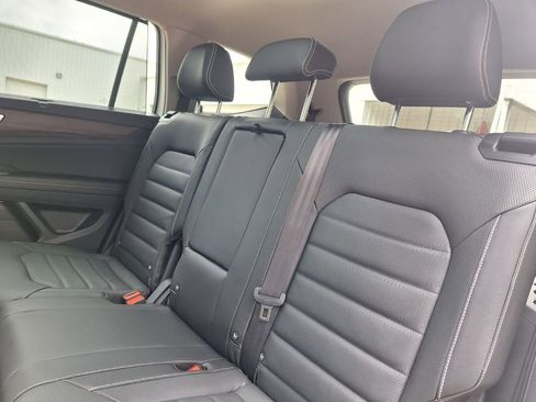 New 2025 Volkswagen Atlas SEL image 23