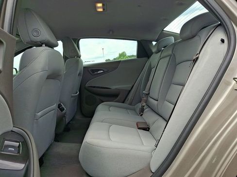Used 2022 Chevrolet Malibu LT FWD image 10