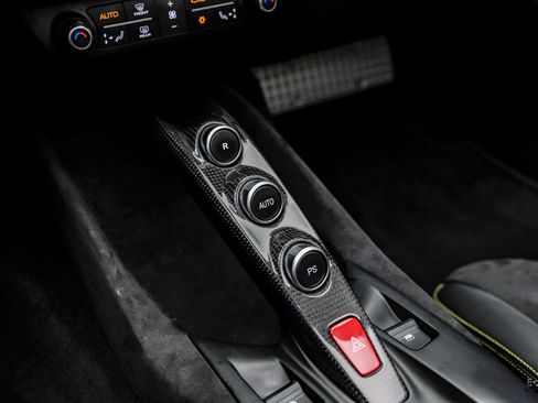 Used 2023 Ferrari 812 GTS RWD image 70
