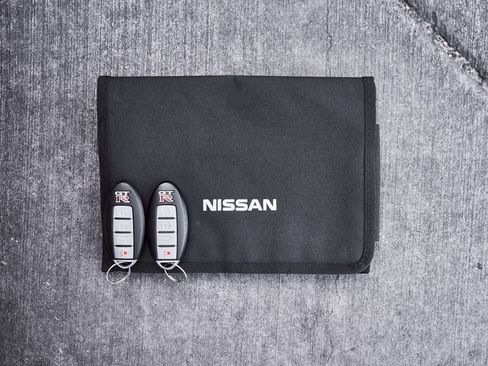 Used 2021 Nissan GT-R Premium image 78