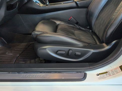 Used 2020 Nissan Maxima SR w/ Sport Mat Group image 11