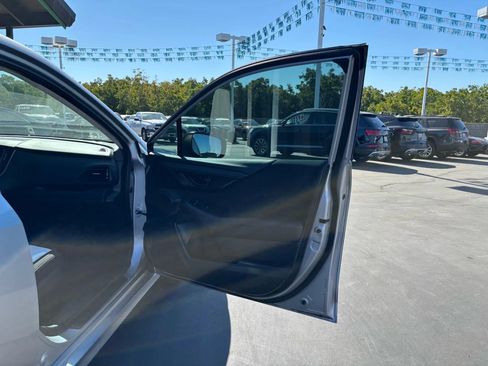 Used 2022 Subaru Legacy image 13