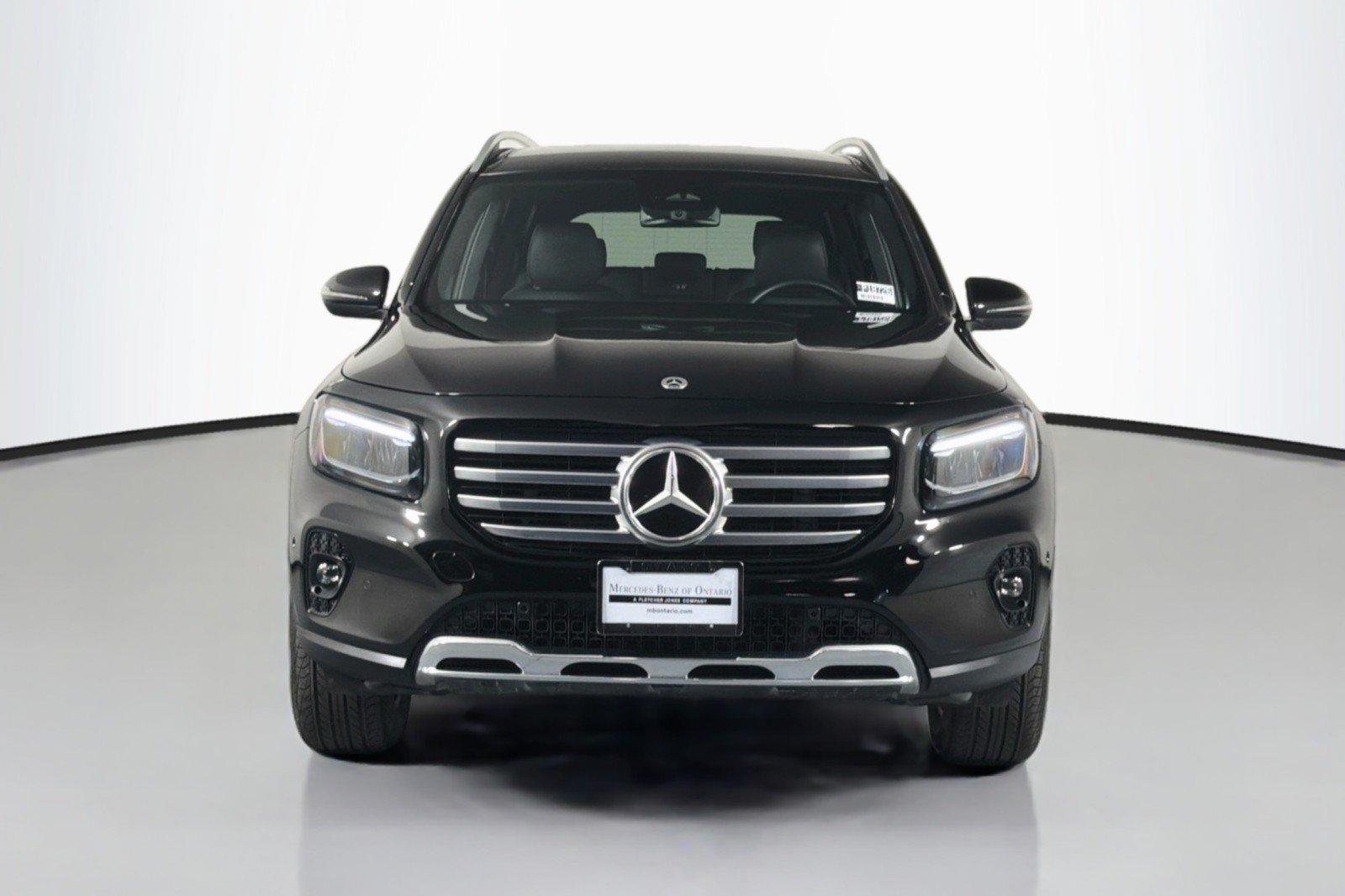 Used 2024 Mercedes-Benz GLB 250 4MATIC image 3