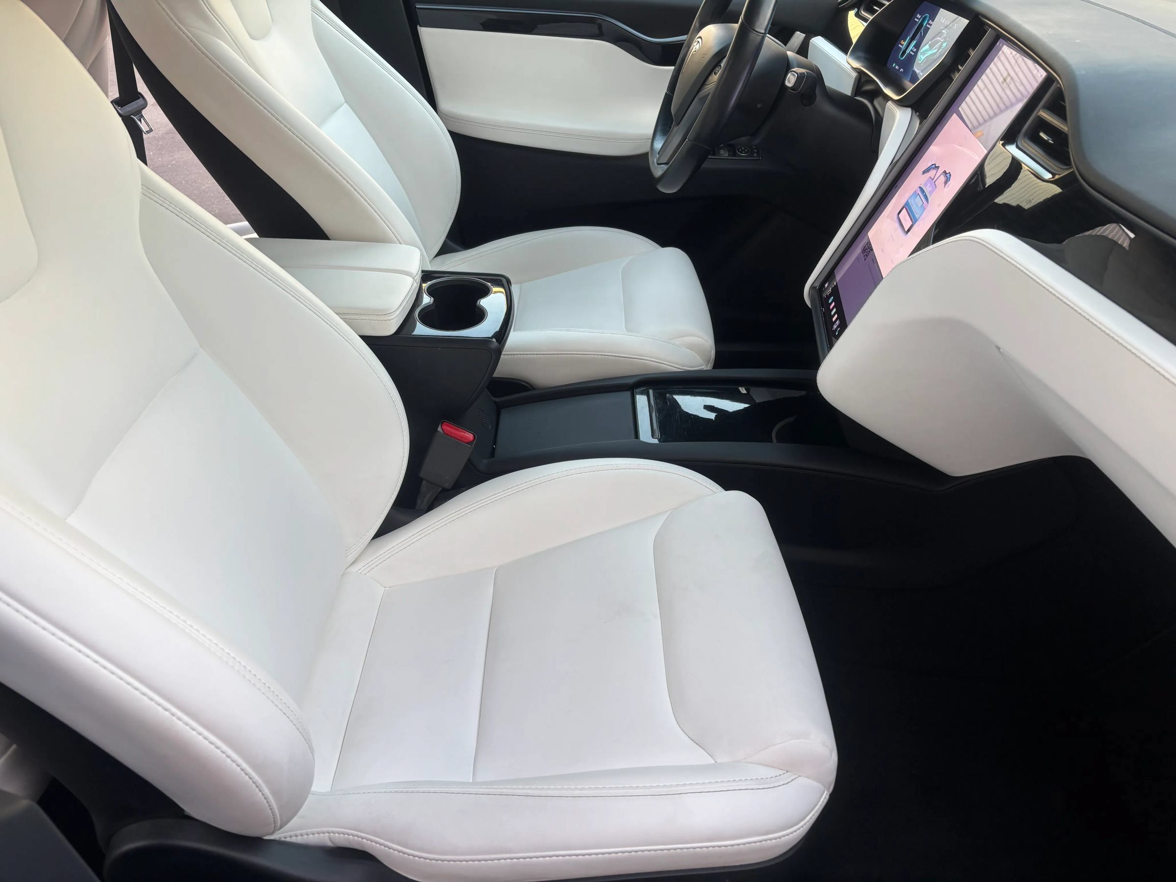 Used 2020 Tesla Model X Long Range AWD/4WD image 11