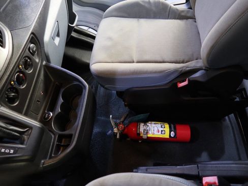 Used 2016 Ford Transit 350 XL image 32