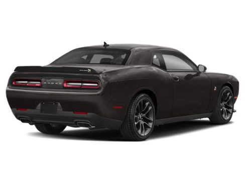 Used 2022 Dodge Challenger R/T Scat Pack RWD image 2
