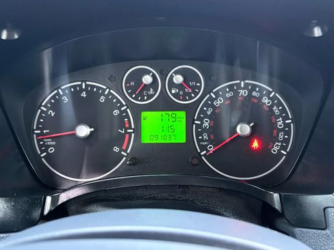 Used 2013 Ford Transit Connect XLT image 17