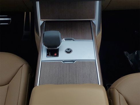 New 2025 Land Rover Range Rover SE image 26