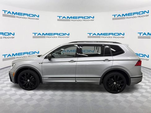 Used 2020 Volkswagen Tiguan SE R-Line FWD image 2