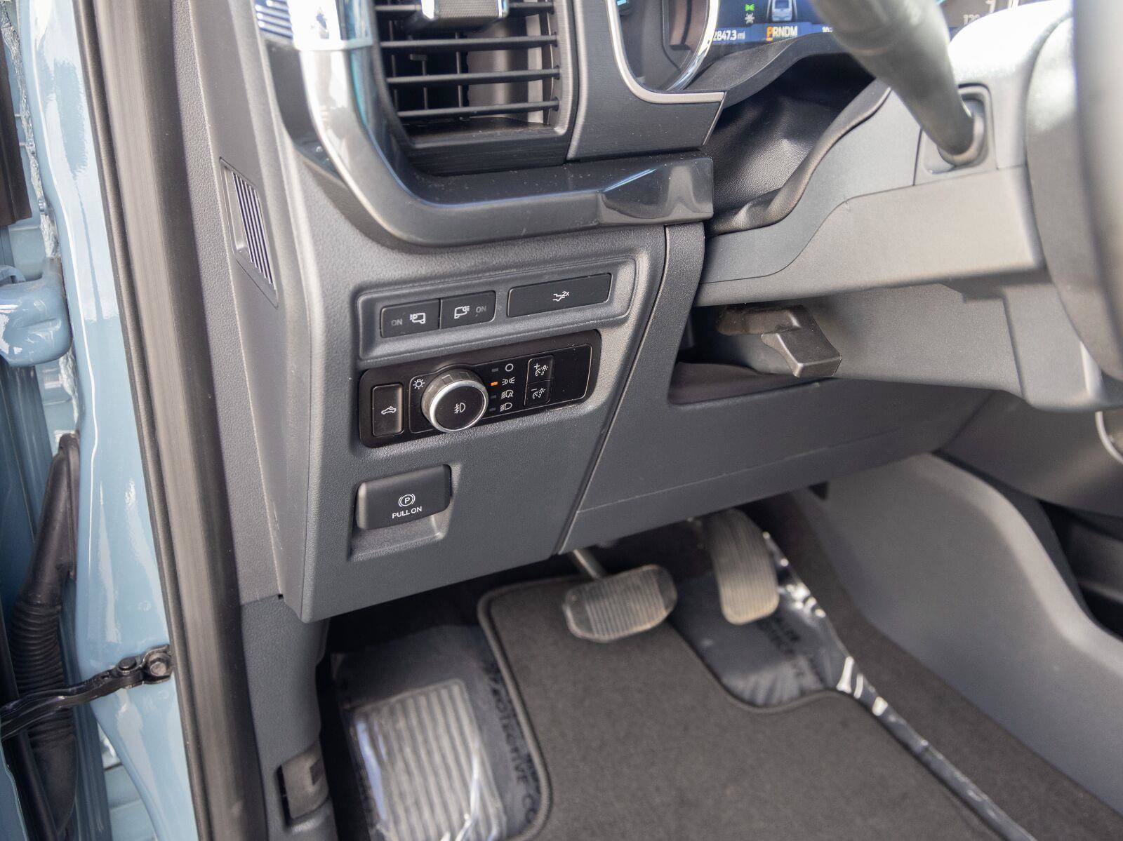 Used 2023 Ford F150 XLT w/ Equipment Group 302A High AWD/4WD image 19