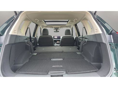 New 2026 Nissan Rogue Platinum AWD/4WD image 13