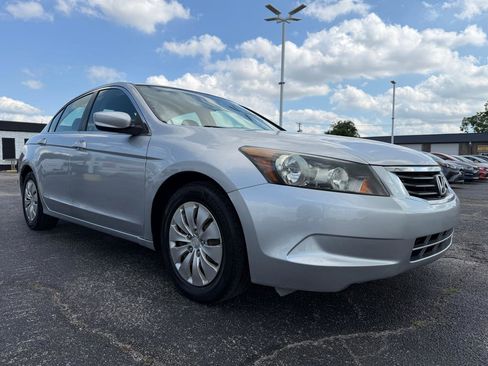 Used 2010 Honda Accord LX image 3