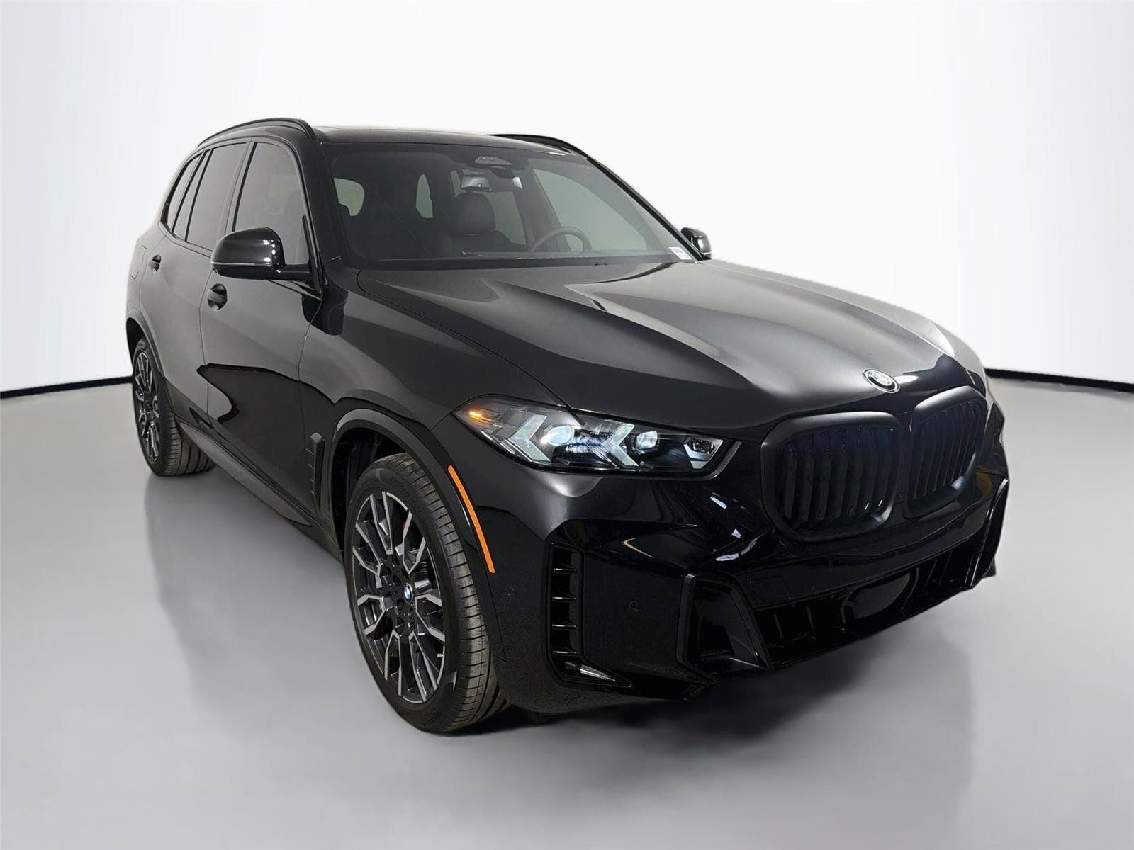 New 2026 BMW X5 xDrive40i w/ M Sport Package AWD/4WD image 3