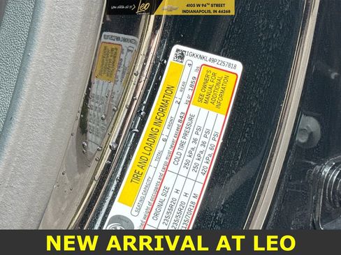 Used 2023 GMC Acadia SLE w/ Driver Convenience Package image 33