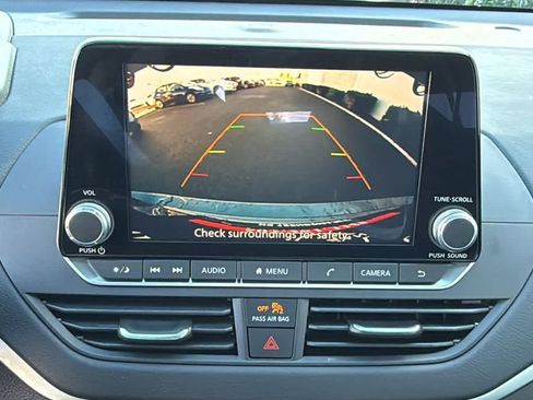 New 2025 Nissan Altima 2.5 S image 17