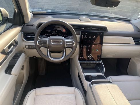 Used 2026 GMC Terrain Denali AWD/4WD image 33