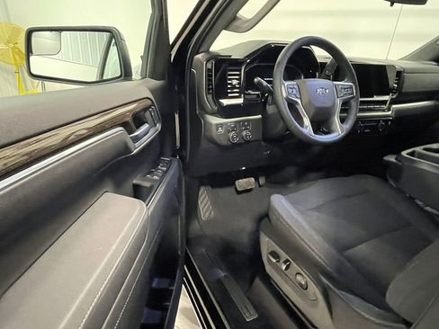 Used 2026 Chevrolet Silverado 1500 RST AWD/4WD image 19