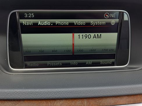 Used 2014 Mercedes-Benz E 350 Sedan image 17