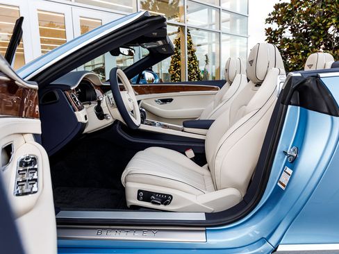 New 2026 Bentley Continental GTC image 30