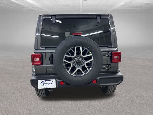 New 2026 Jeep Wrangler Unlimited Sahara AWD/4WD image 9