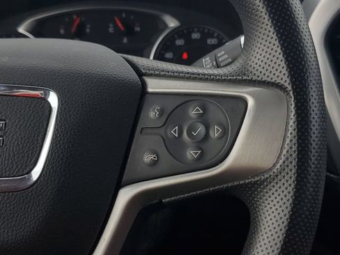 Used 2021 GMC Acadia SLE w/ Driver Convenience Package FWD image 23