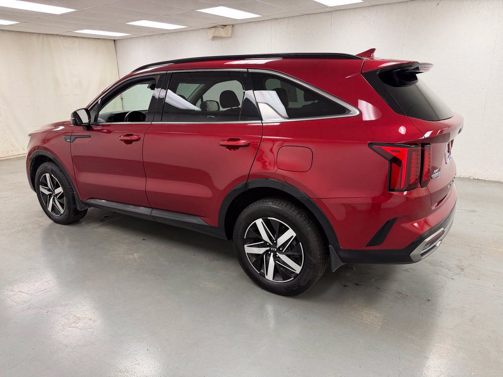 Used 2021 Kia Sorento EX w/ Panoramic Sunroof Package AWD/4WD image 3