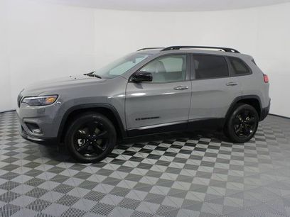 Used 2023 Jeep Cherokee Altitude Lux