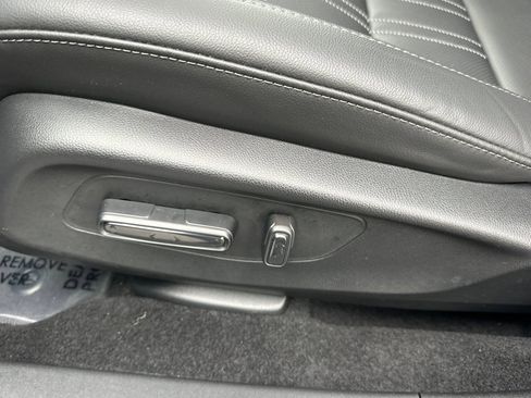 Certified 2026 Honda HR-V EX-L image 14