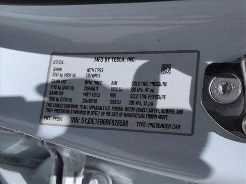 Used 2024 Tesla Model 3 Long Range AWD/4WD image 15