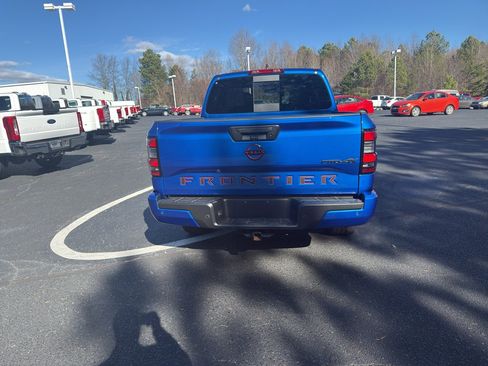 Used 2024 Nissan Frontier PRO-4X w/ Technology Package image 8