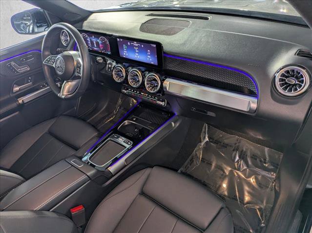 Used 2025 Mercedes-Benz GLB 250 image 23