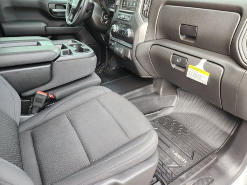 Used 2025 GMC Sierra 2500 Pro w/ 1SA Pro Safety Plus Package image 16