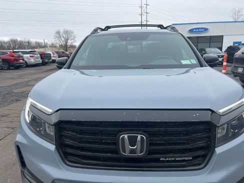 Used 2023 Honda Ridgeline Black Edition image 3