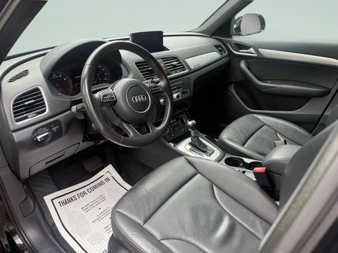 Used 2018 Audi Q3 2.0T Premium Plus w/ Premium Plus Package image 37