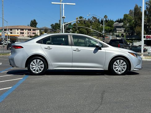 Used 2024 Toyota Corolla LE FWD image 6