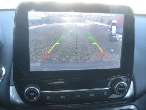 Used 2020 Ford EcoSport SE w/ SE Convenience Package image 21