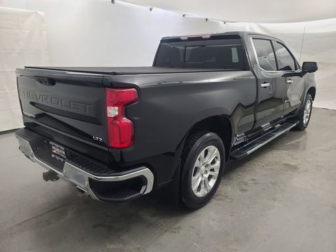 Used 2024 Chevrolet Silverado 1500 LTZ AWD/4WD image 3