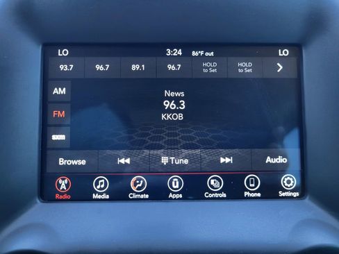 Used 2020 Dodge Durango SXT w/ 3rd Row Seating Group RWD image 12