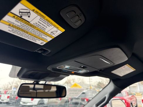 Used 2025 Ford F250 Lariat w/ Chrome Package image 42