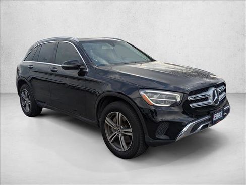 Used 2020 Mercedes-Benz GLC 300 image 3